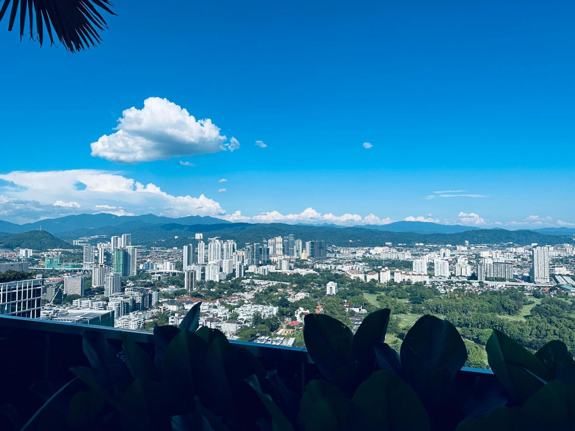 Eaton Service Apartment At Klcc กัวลาลัมเปอร์ ภายนอก รูปภาพ