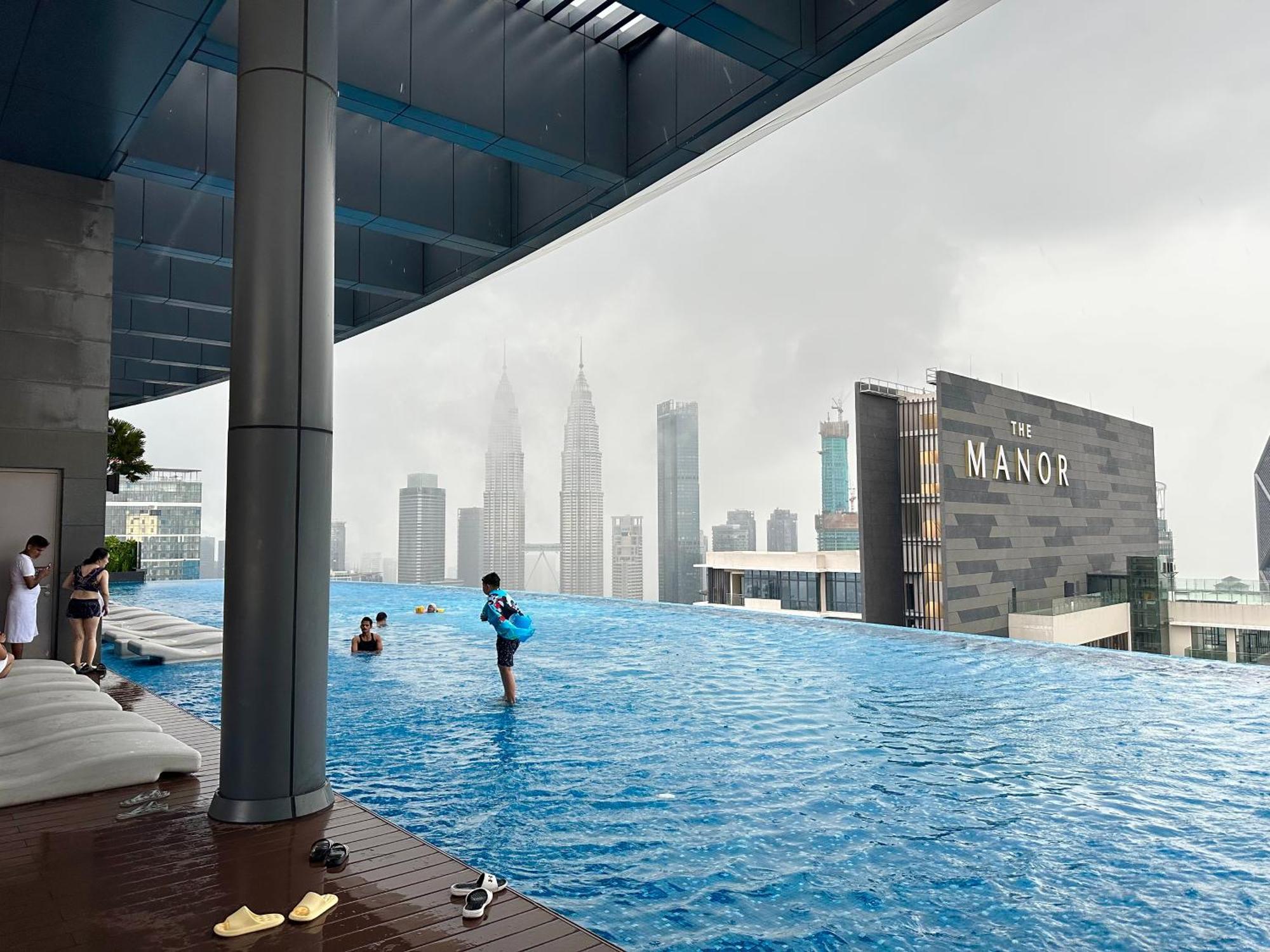 Eaton Service Apartment At Klcc กัวลาลัมเปอร์ ภายนอก รูปภาพ